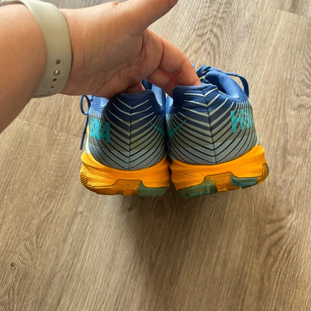 Hoka Torrent 2 Mens Running Shoes in GUC. Size 10.5